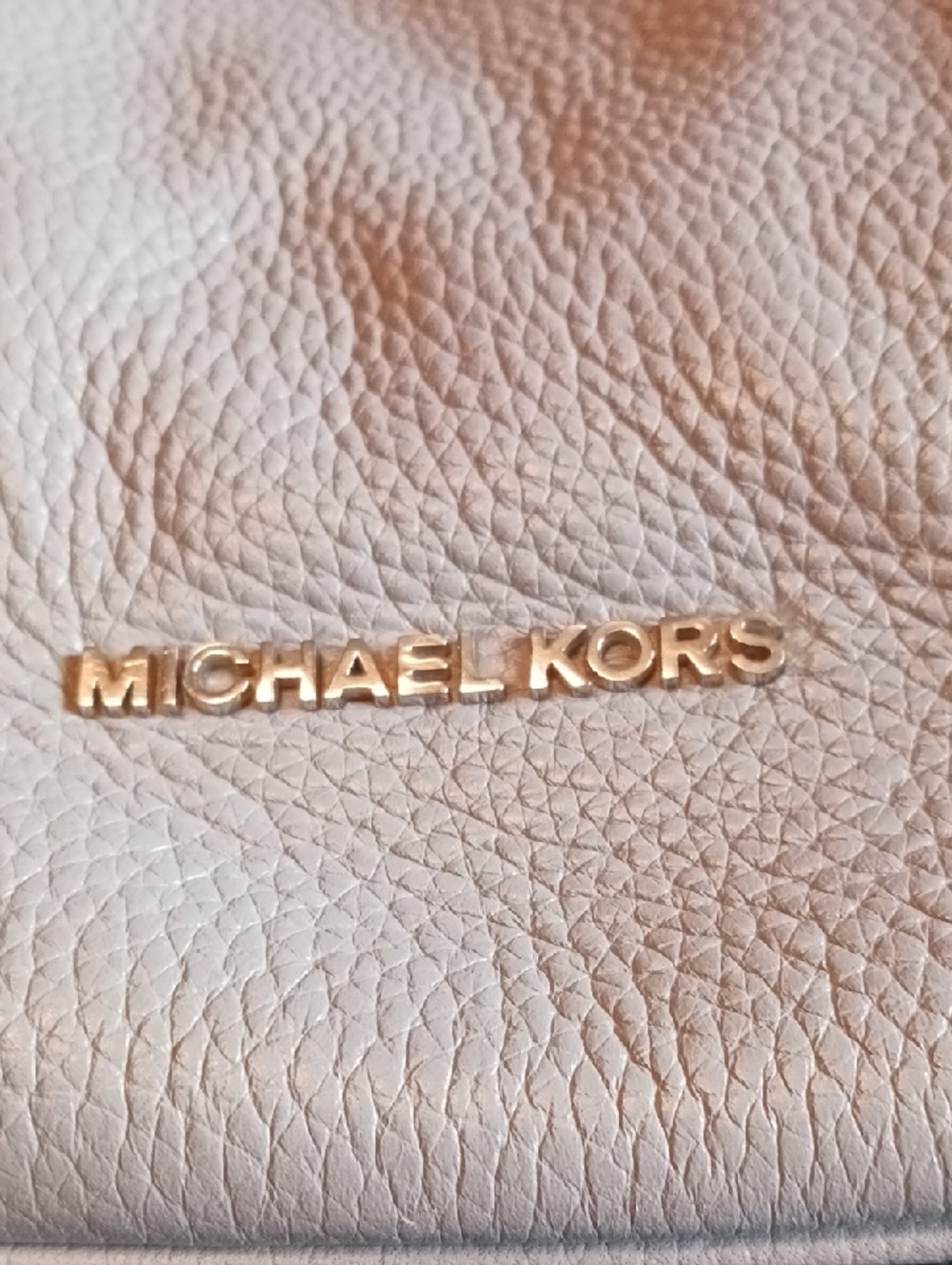 Michael Kors Bag - Picture 4 of 9